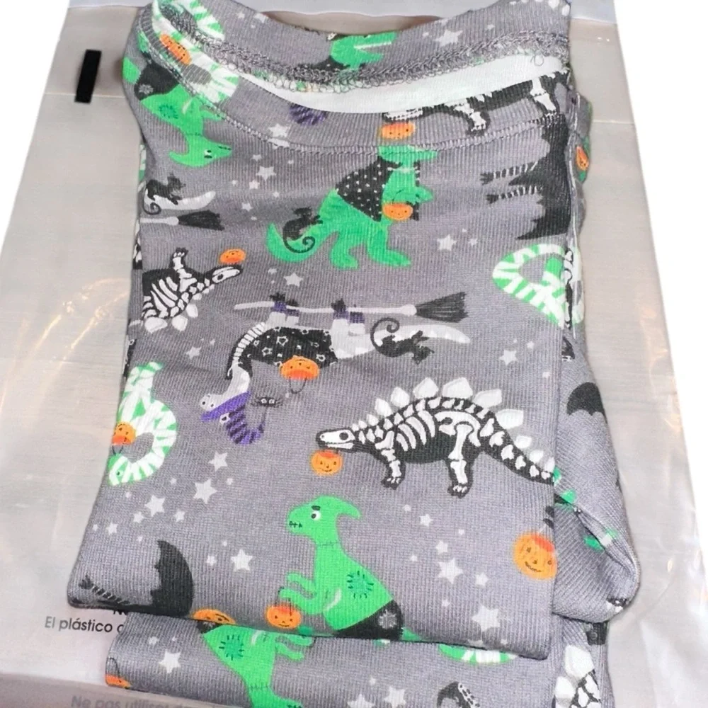 Tommy Bahama 2-Piece Gray and Green Halloween Pajamas with Dinosaurs‎ 12 Months